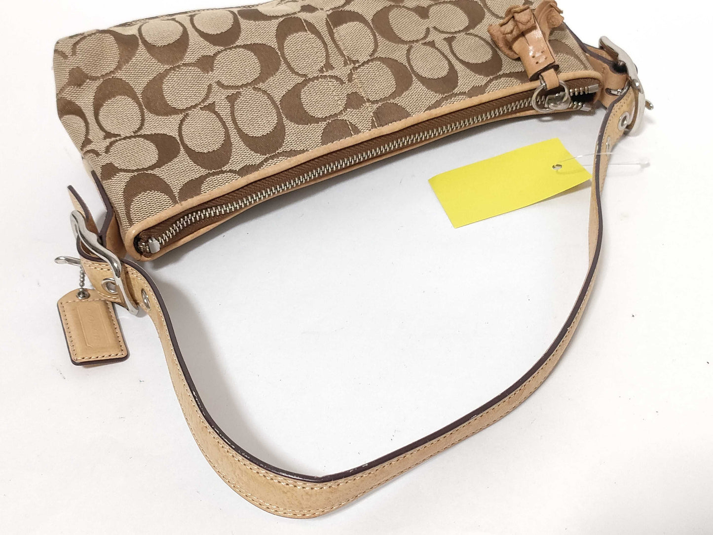 COACH Signature 8K01 Shoulder Bag