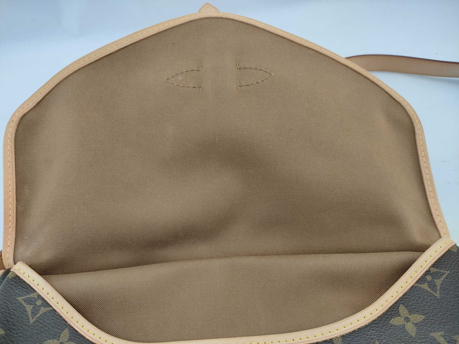 LOUIS VUITTON MB2153 Monogram M42256 Saumur 30 Shoulder Bag