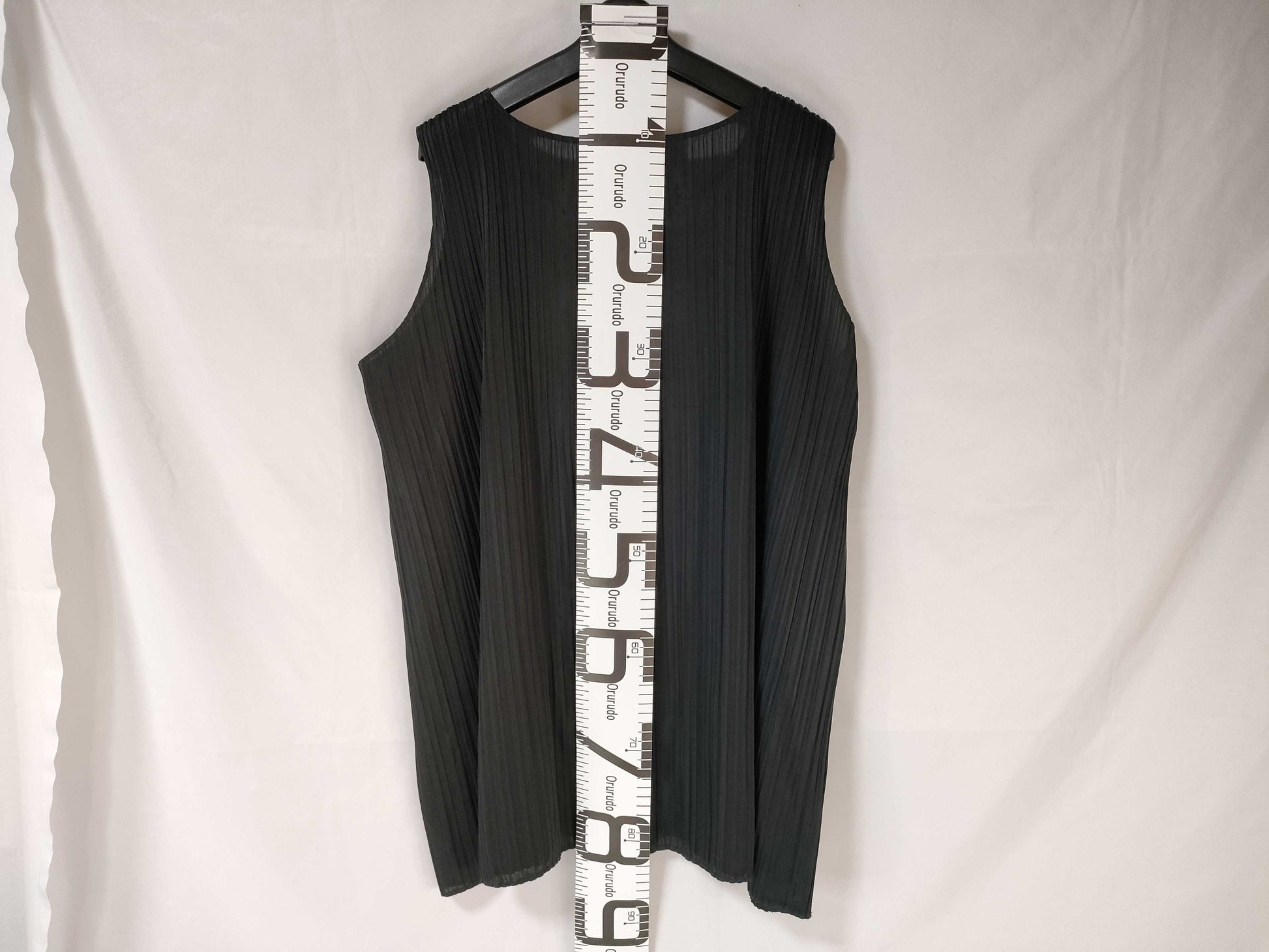 ISSEY MIYAKE Pleats Please Top Black Top