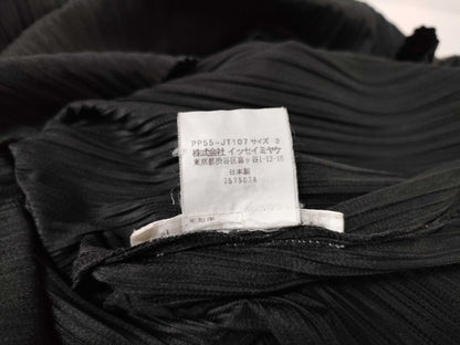 ISSEY MIYAKE Pleats Please Top Black Top