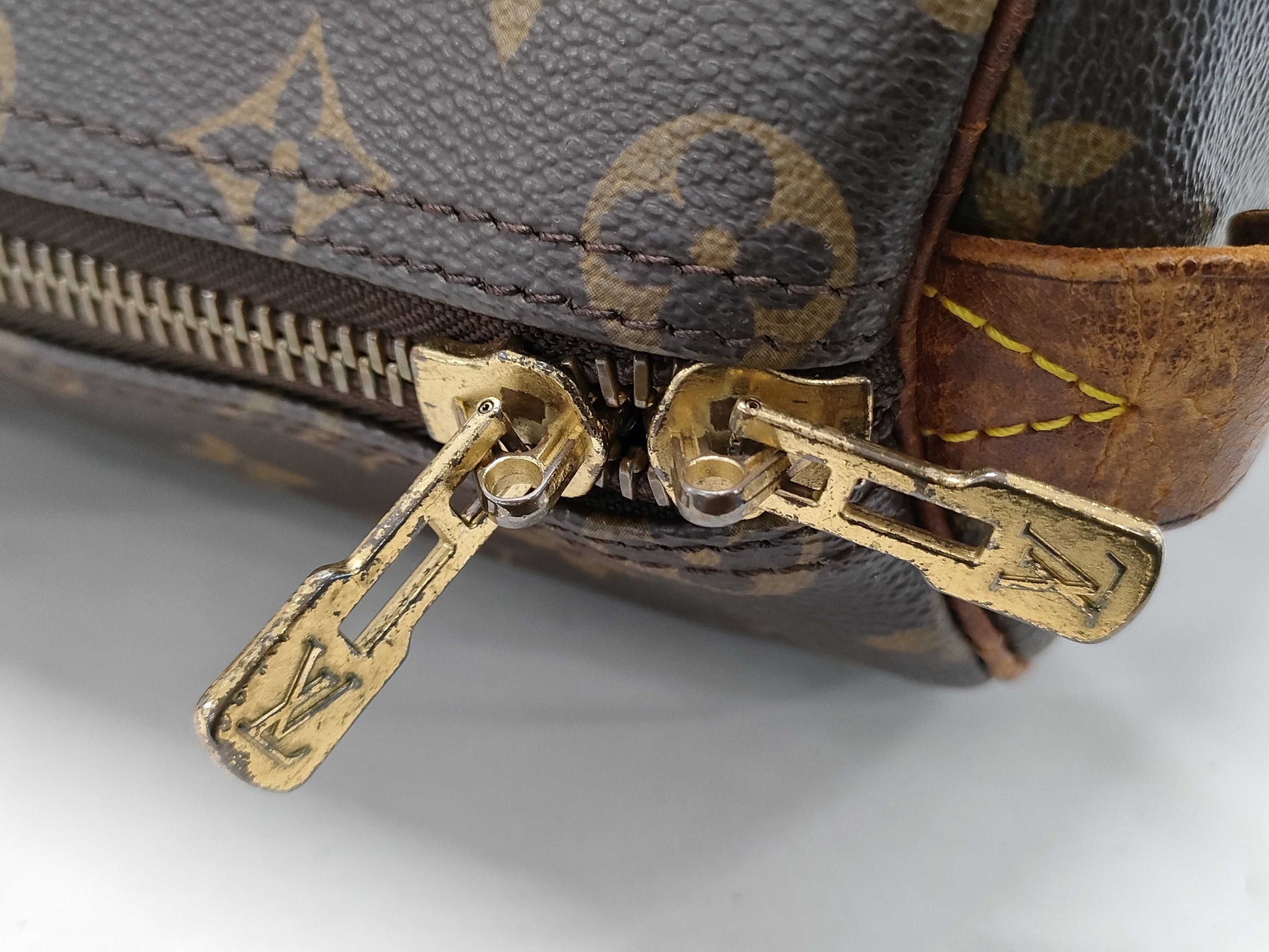 LOUIS VUITTON Monogram M41426 Keepall 50 Boston Bag