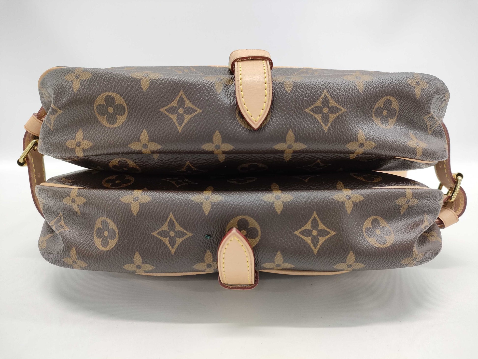 LOUIS VUITTON Monogram Saumur 30 Shoulder Bag
