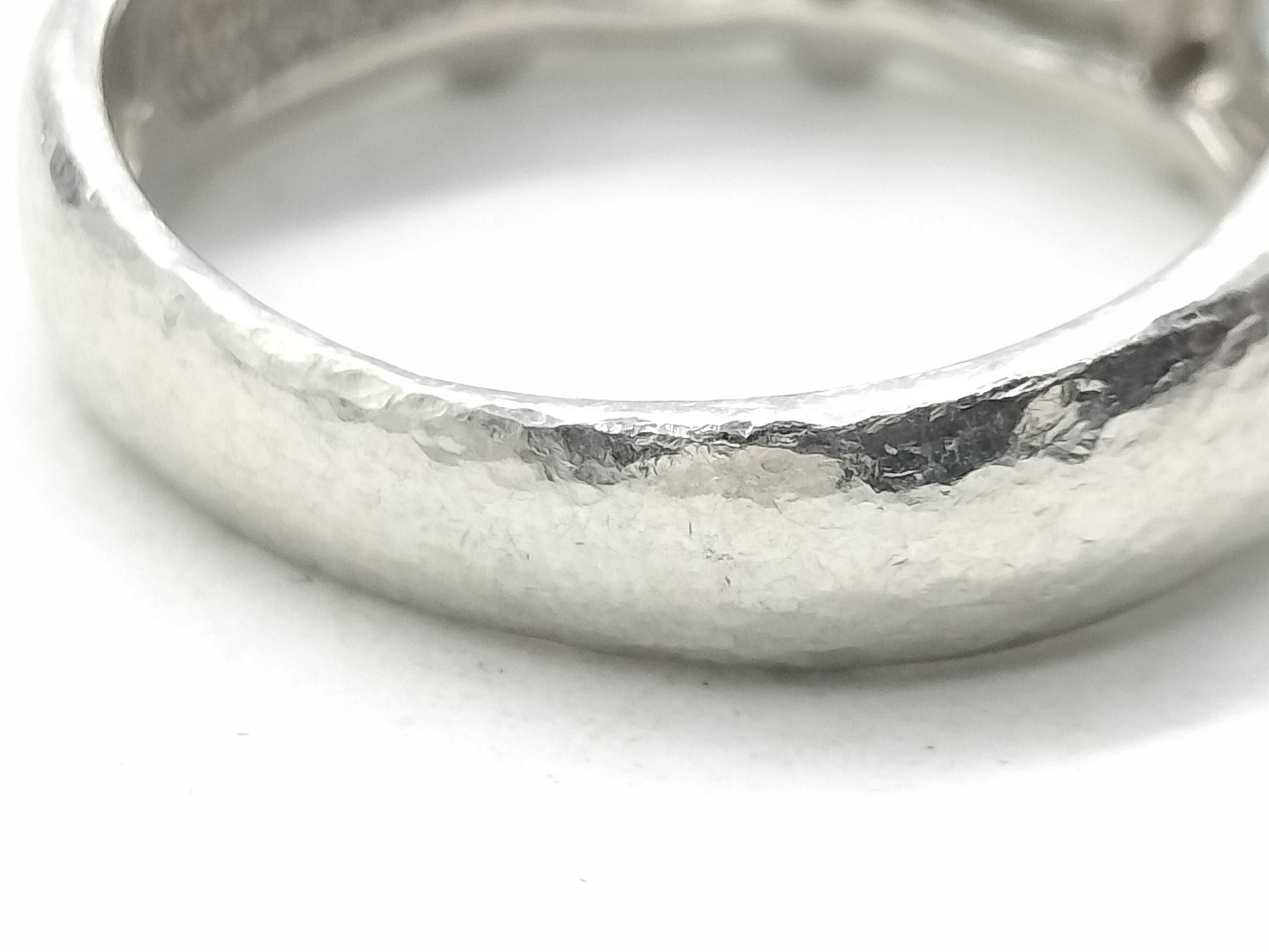 AQ 0.77ct D 0.10ct Pt900 8.5g Ring 