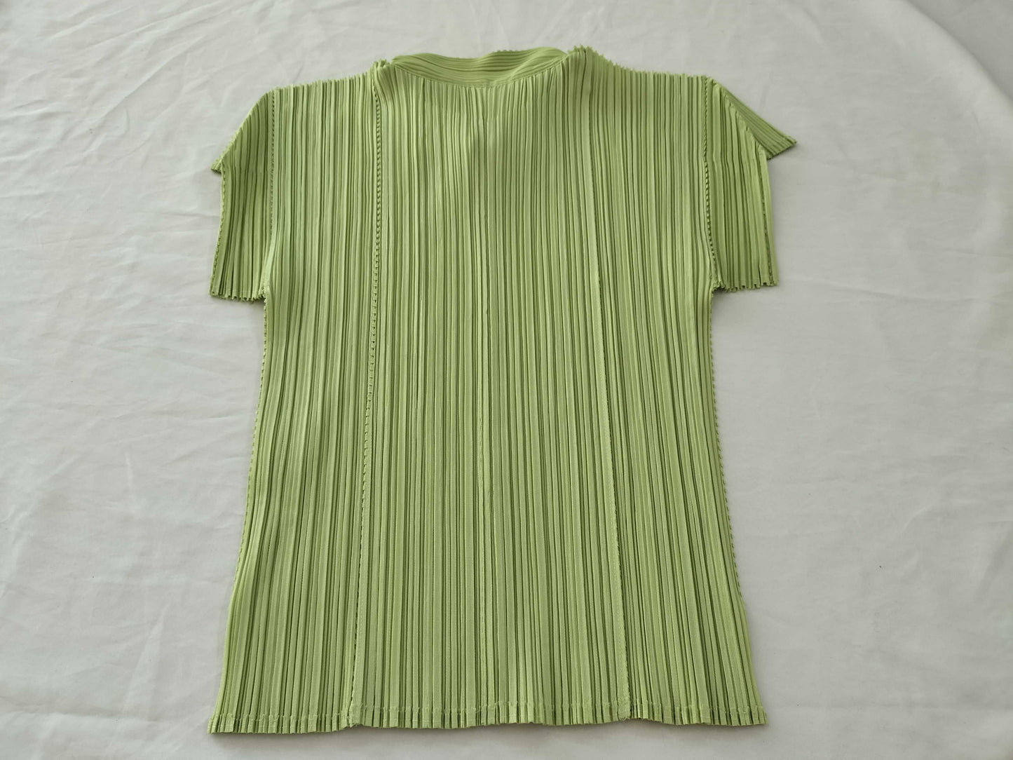 ISSEY MIYAKE Pleats Please Tops T-shirt