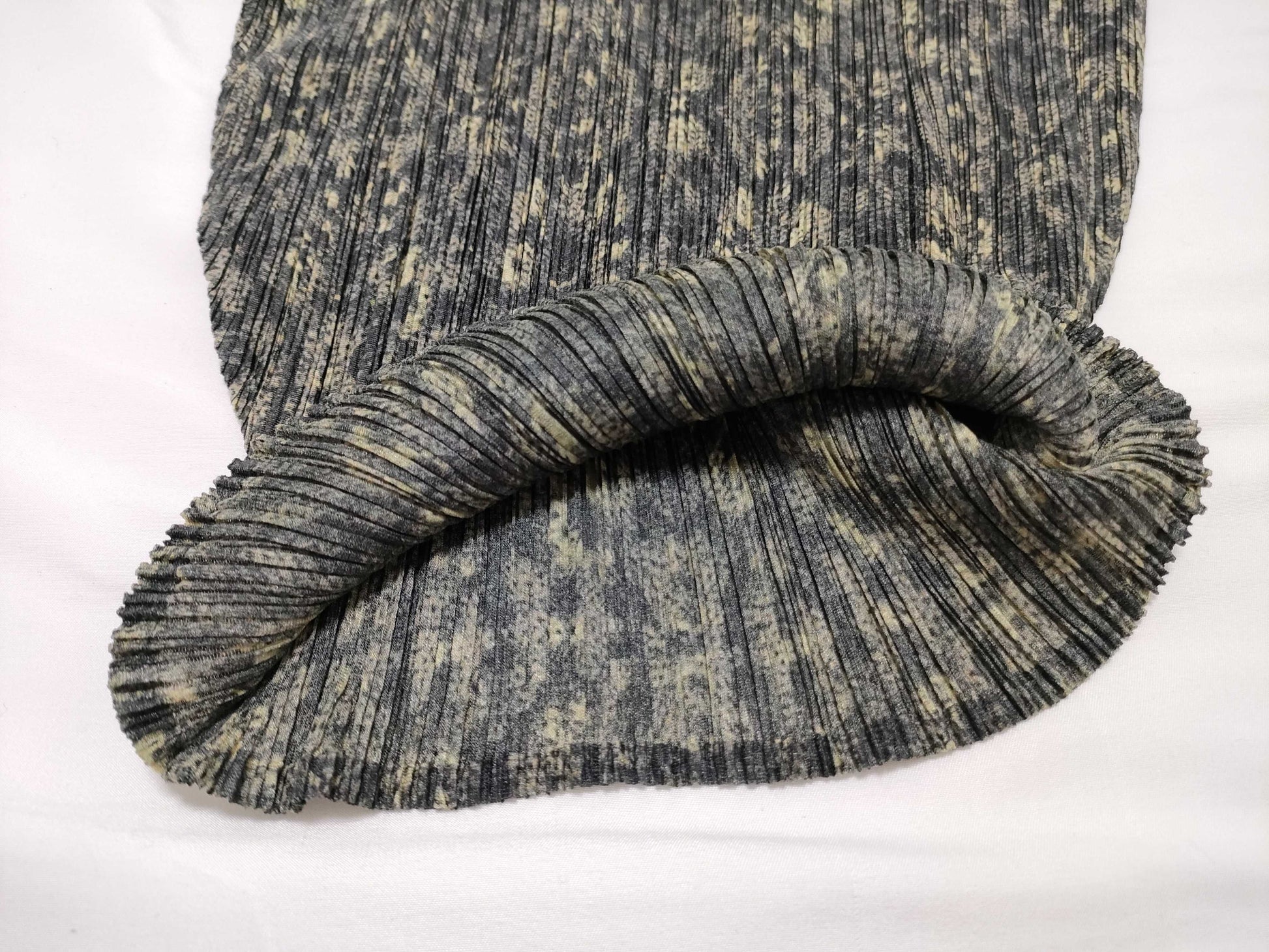 ISSEY MIYAKE Pleats Please Tops Tops