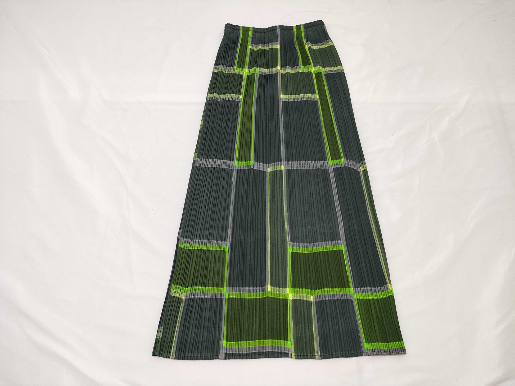 ISSEY MIYAKE Pleats Please Long Skirt