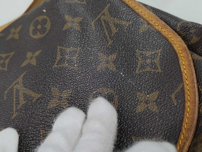 LOUIS VUITTON Monogram Saumur 30 Shoulder Bag