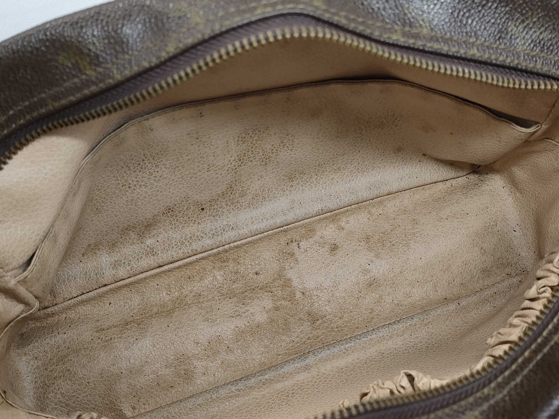 LOUIS VUITTON Monogram Truest Wallet Second Bag