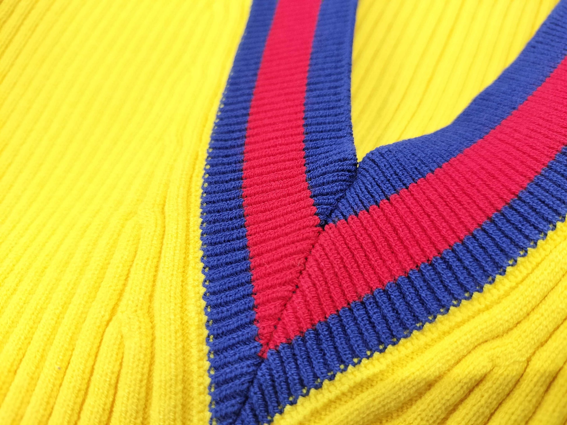 GUCCI Sweater/Women's/M/Yellow Tops