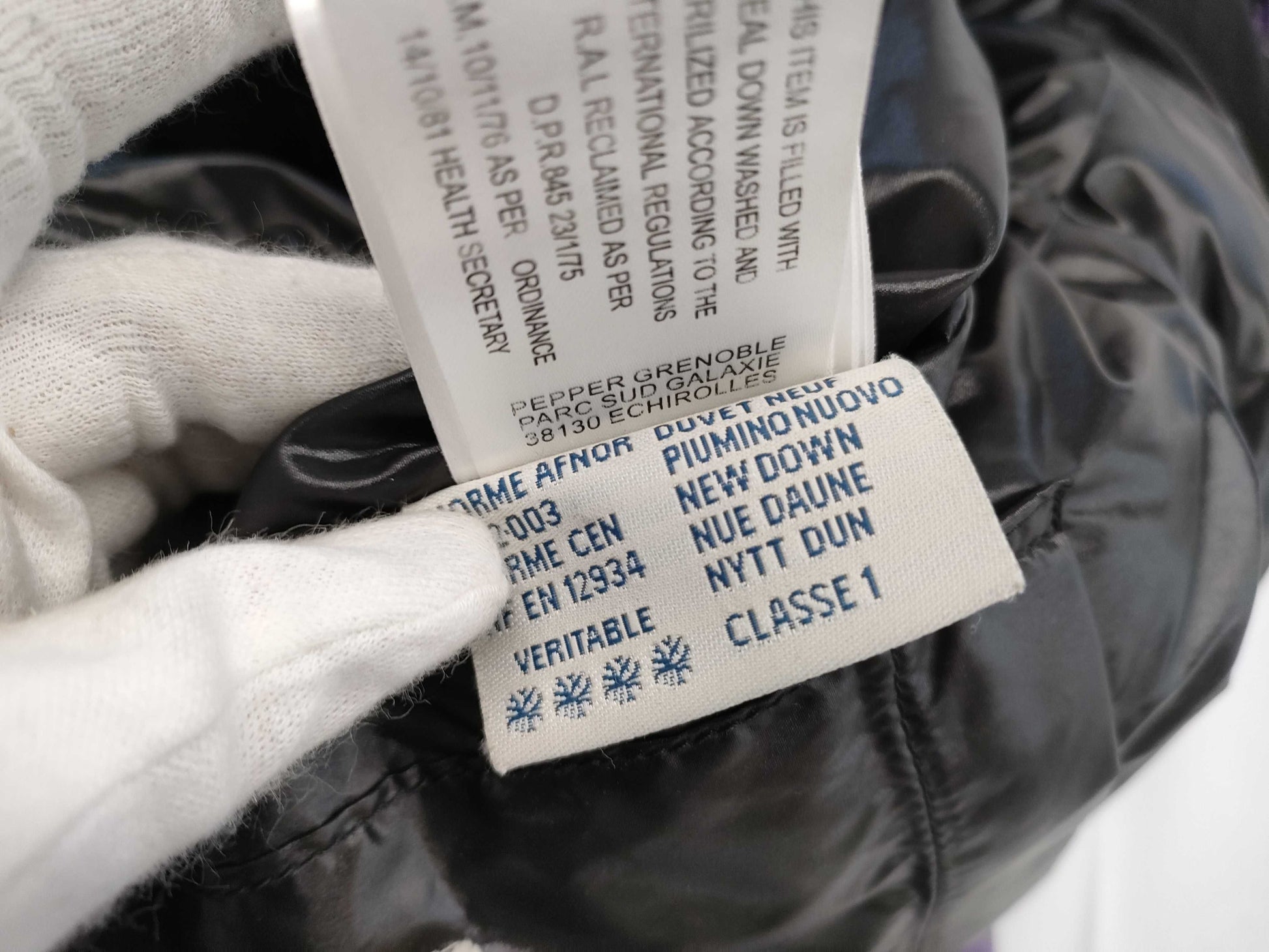MONCLER Women's Down Jacket Purple/2 Jacket