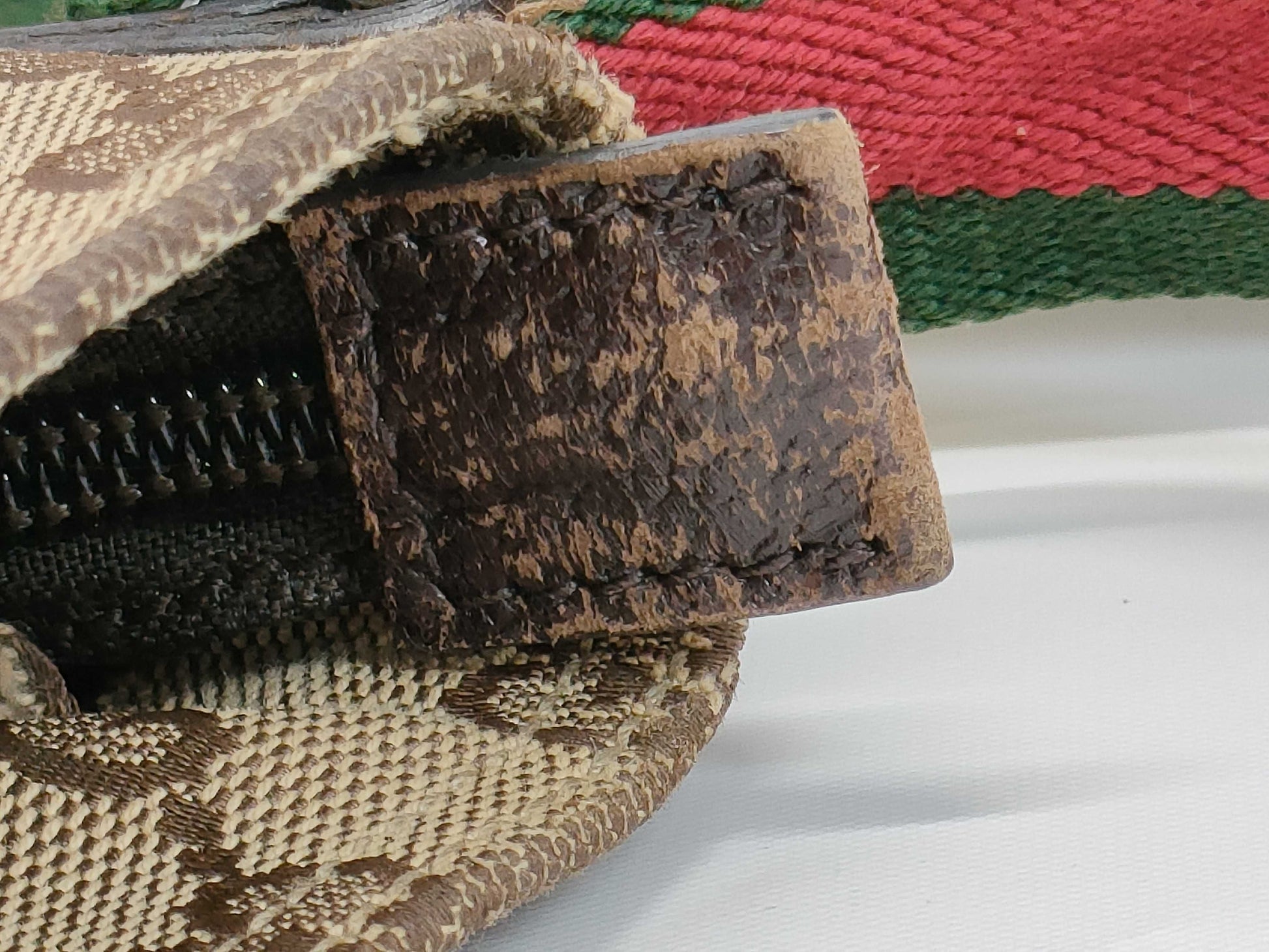 GUCCI 189749 GG Canvas Sherry Shoulder Bag