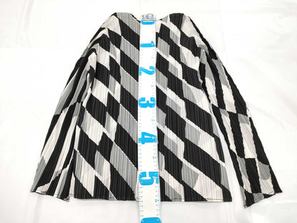ISSEY MIYAKE Pleats Please Patterned Jacket