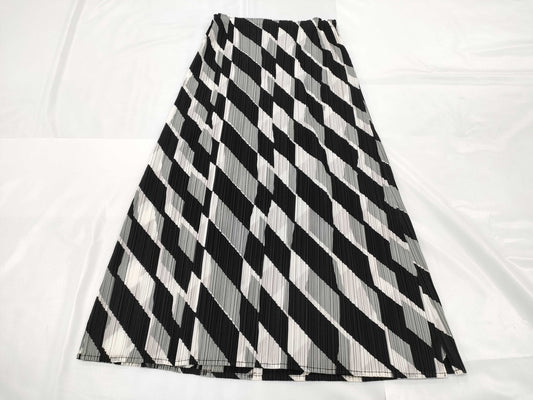 ISSEY MIYAKE Pleats Please Patterned Skirt