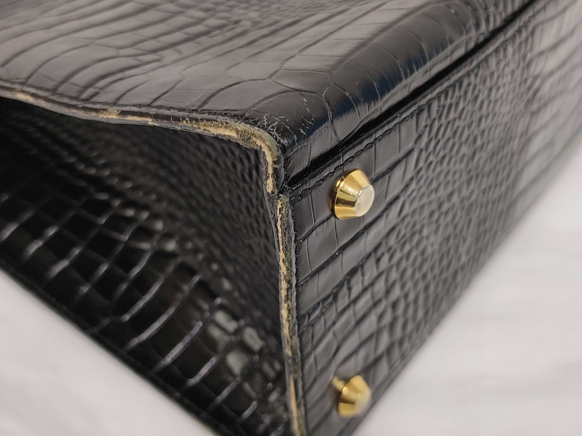 Yves Saint Laurent Crocodile Leather Handbag Handbag