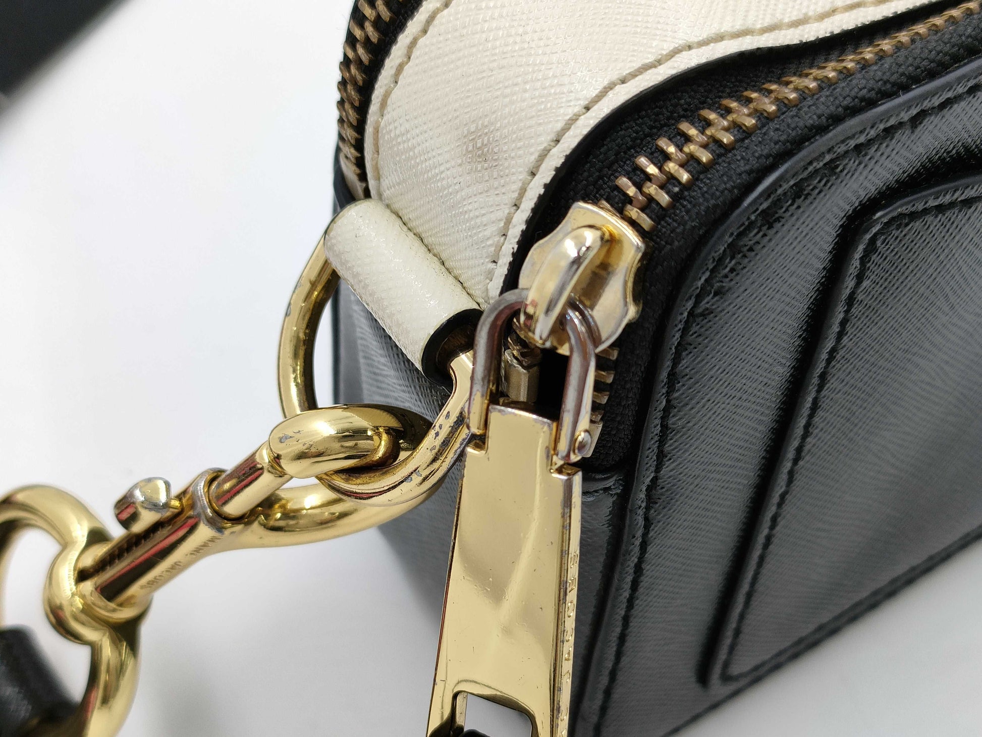 MARC JACOBS Snapshot Shoulder Bag