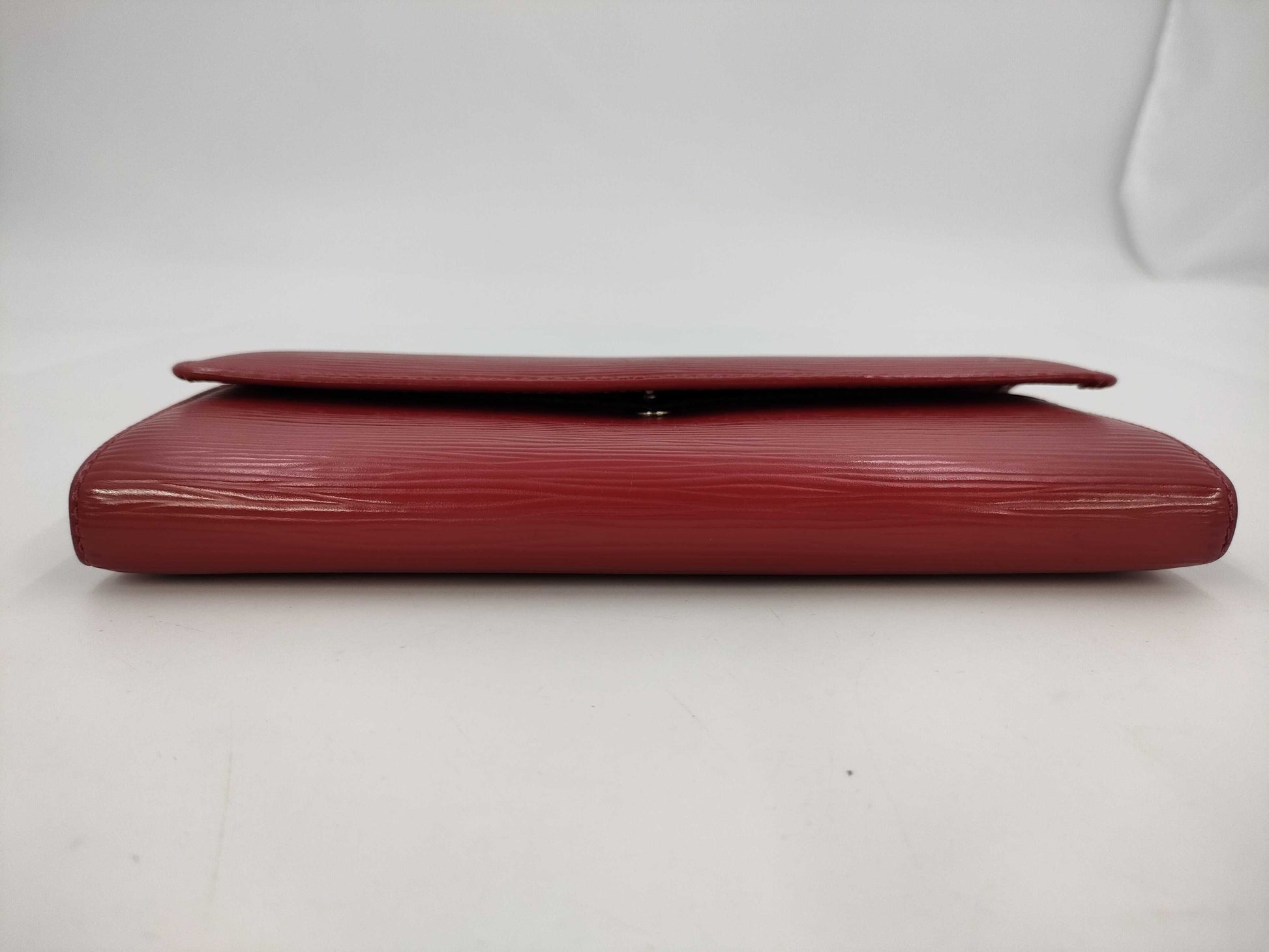 LOUIS VUITTON Epi Portefeuille Sarah Personalized Wallet
