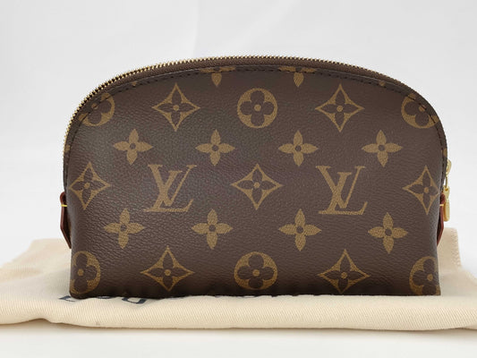 LOUIS VUITTON Monogram Pochette Cosmetic Pouch