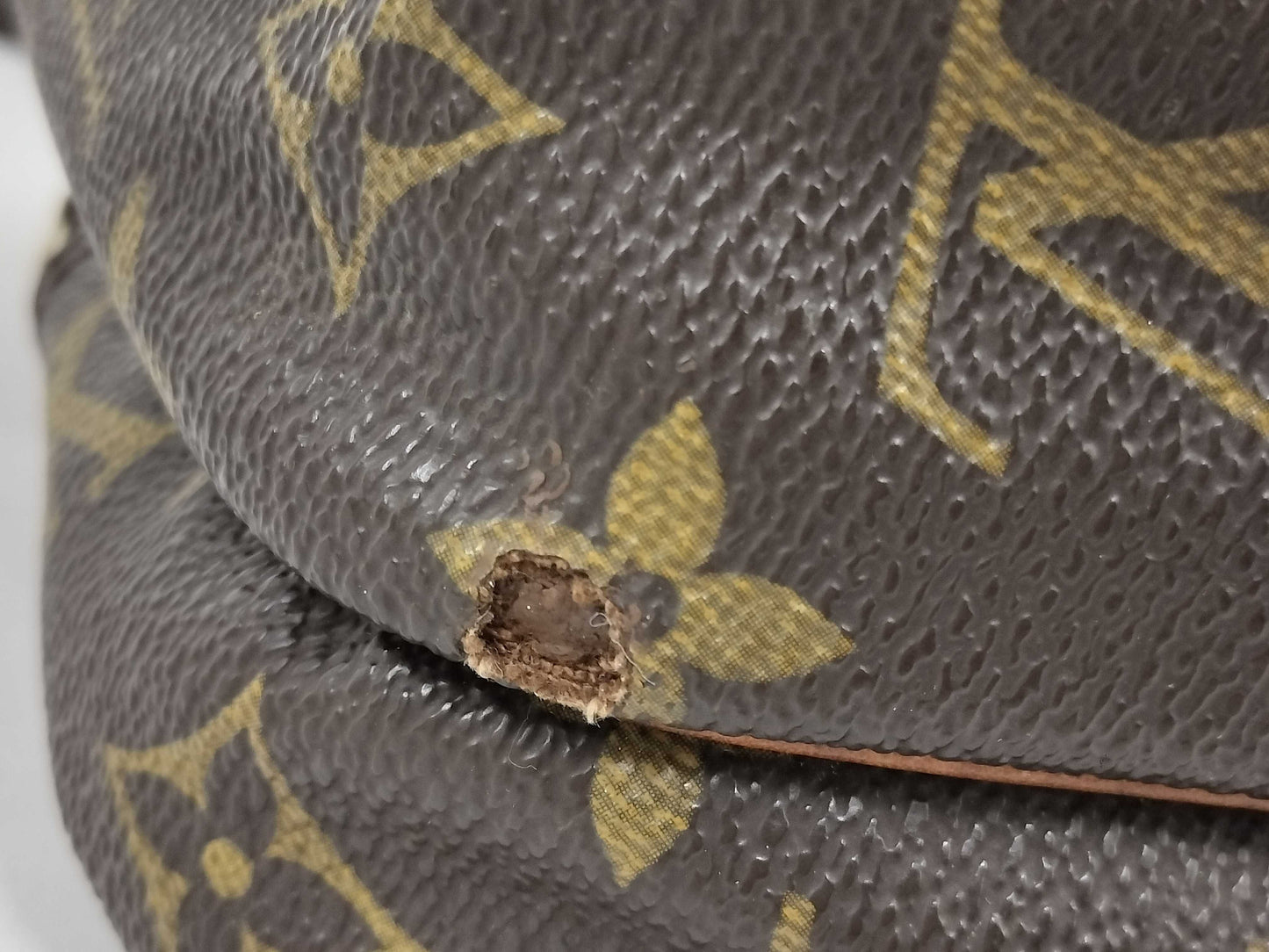 LOUIS VUITTON TH0979 Monogram M45236 Amazon Shoulder Bag