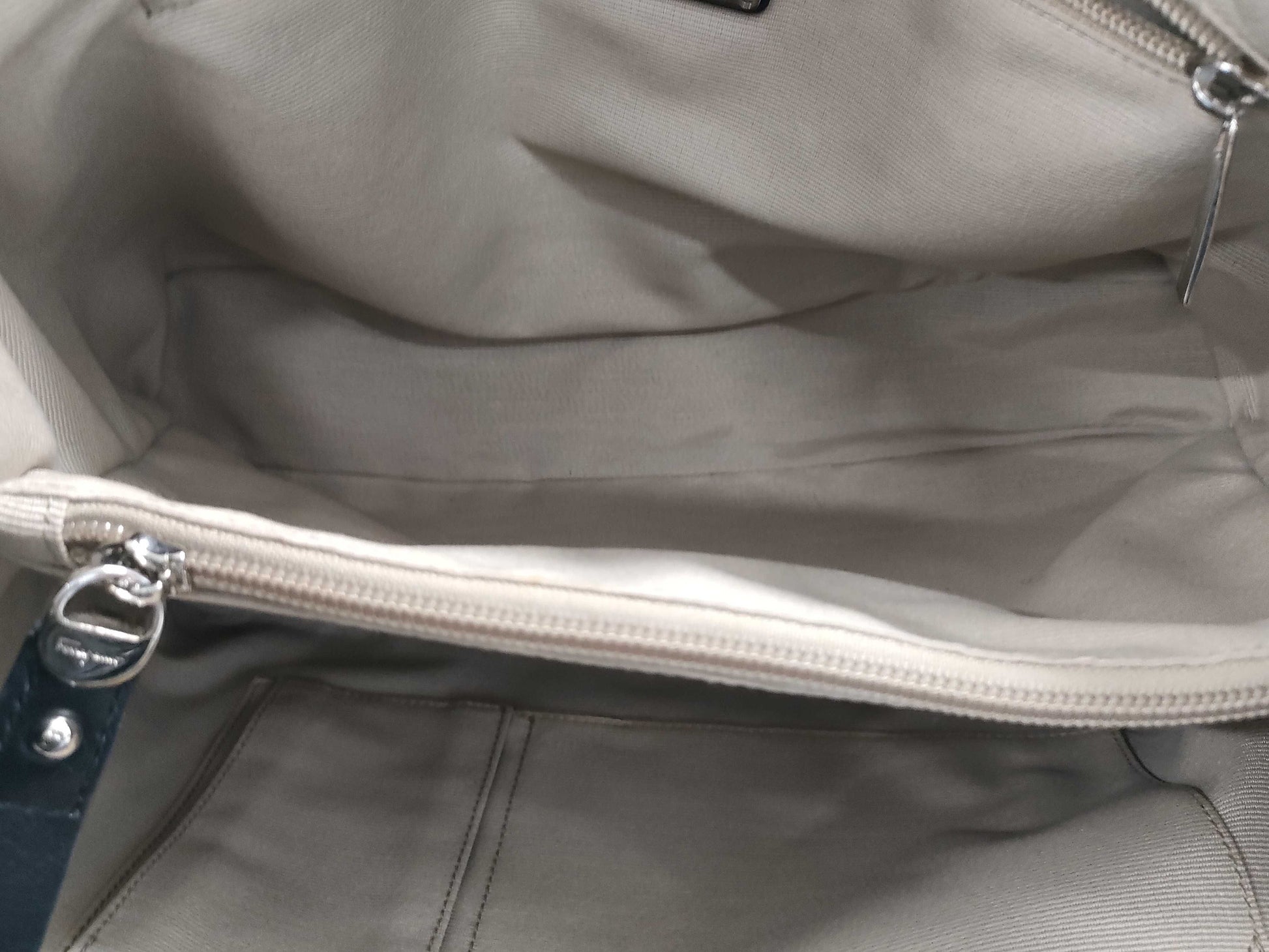 Salvatore Ferragamo Vara Tote Bag