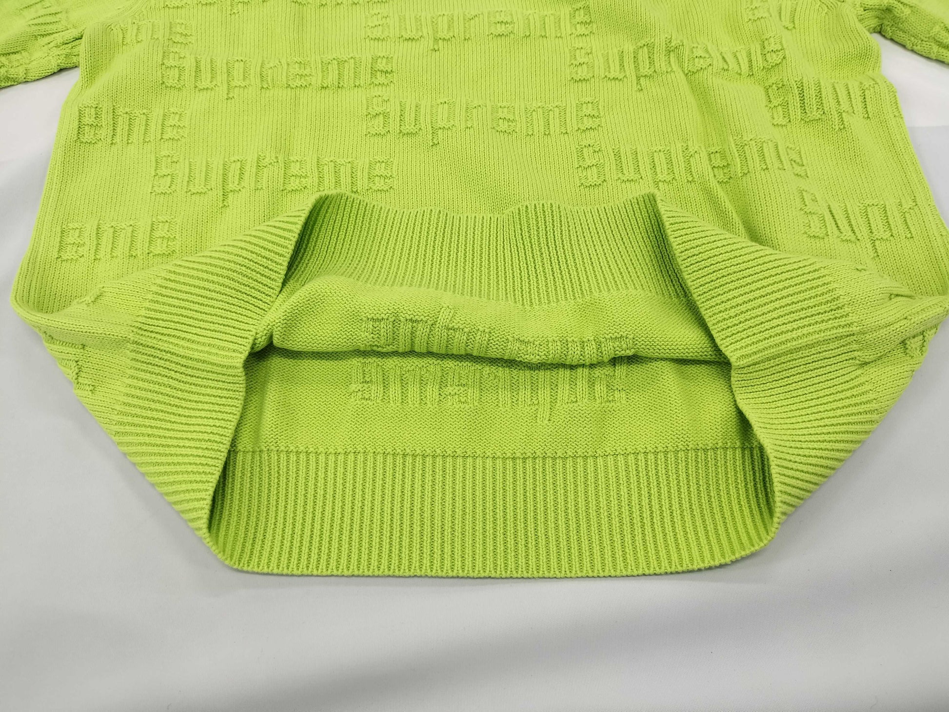 Supreme T-shirt