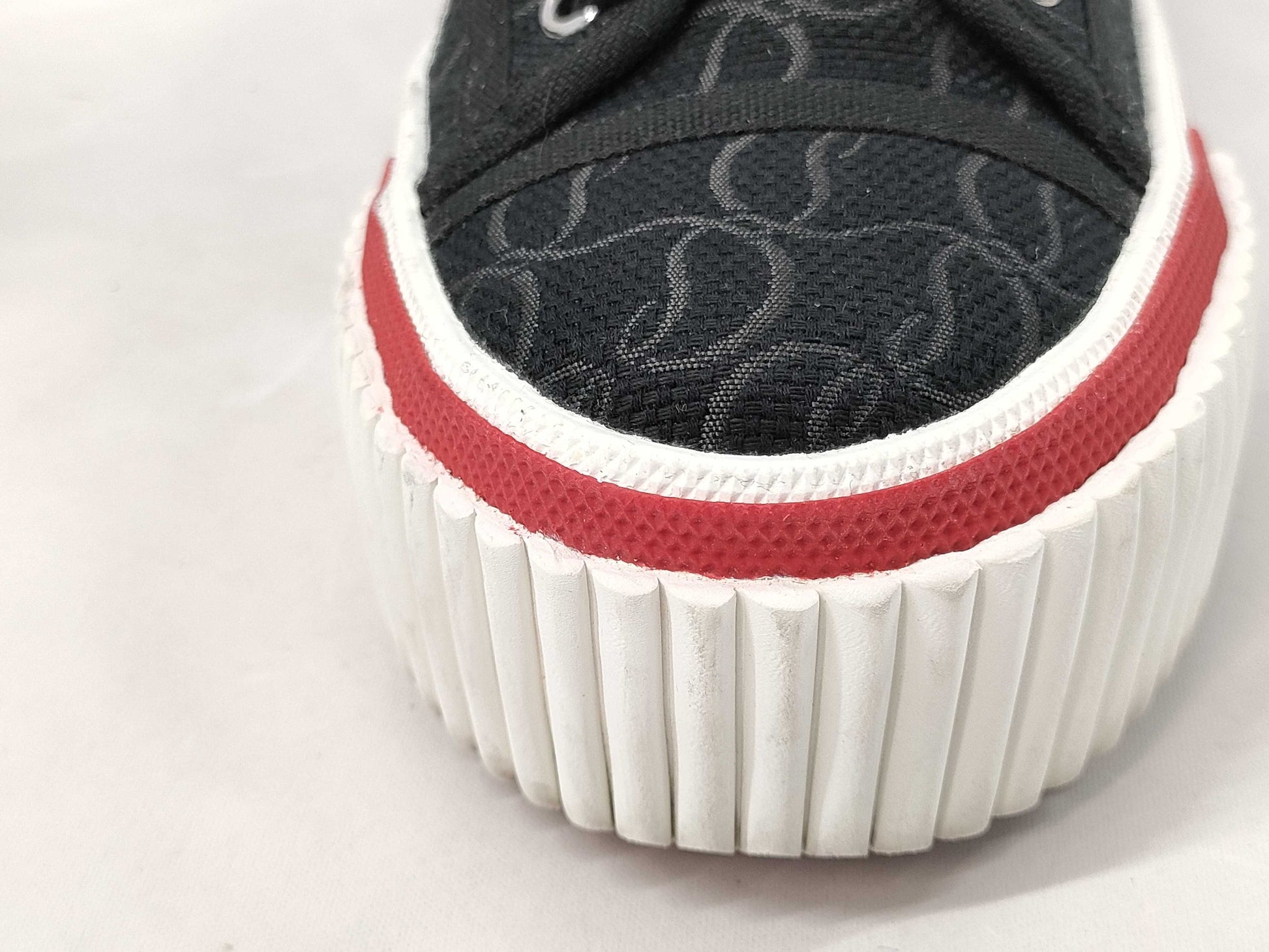 Christian Louboutin Super Pedro 40 Sneakers