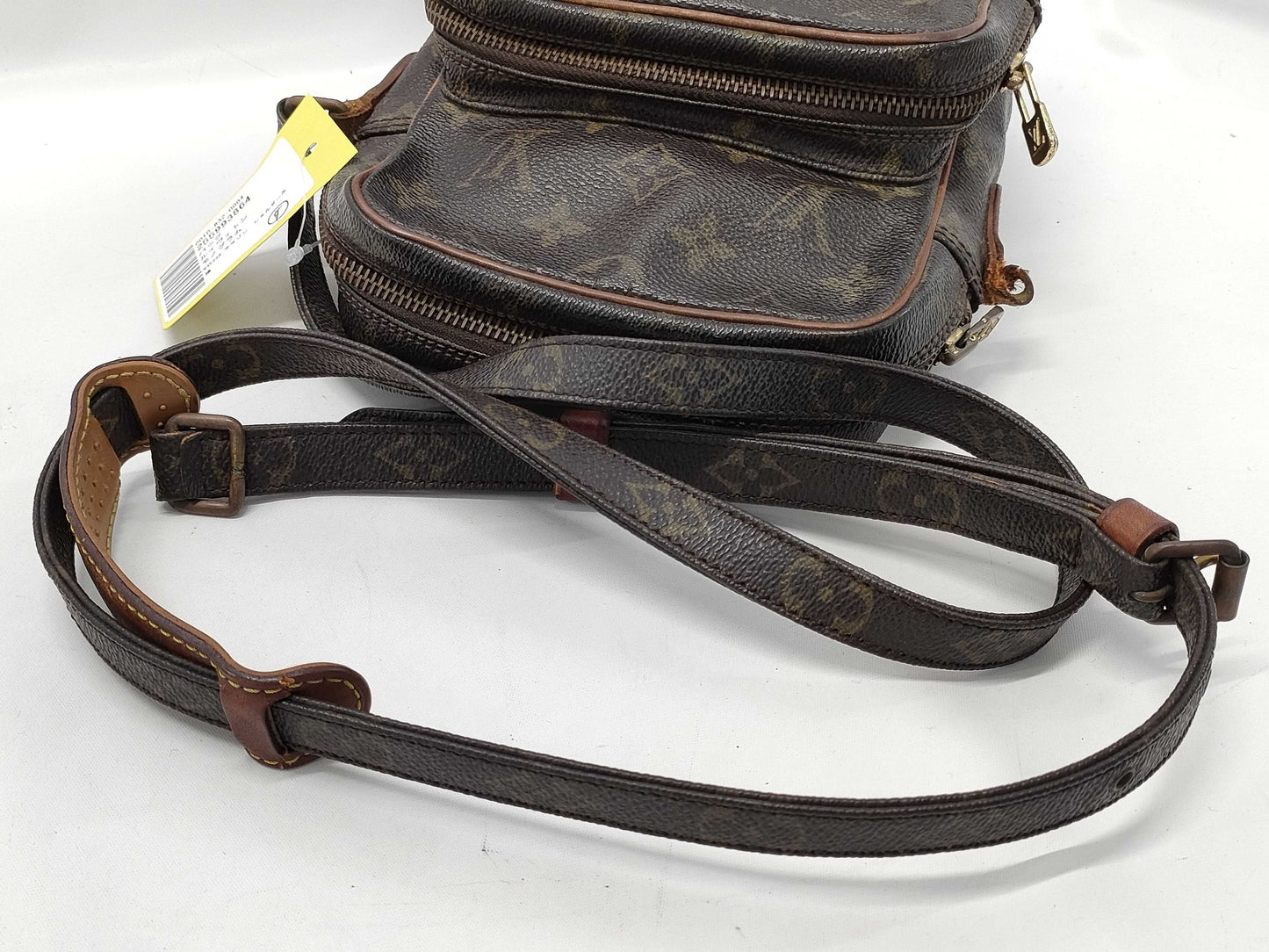LOUIS VUITTON Monogram M45236 Amazon Shoulder Bag with Missing Shoulder Strap