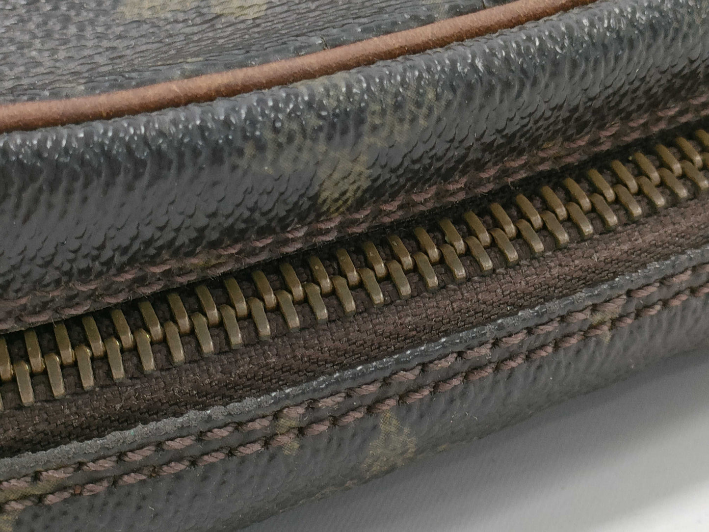 LOUIS VUITTON Monogram M45236 Amazon Shoulder Bag with Missing Shoulder Strap