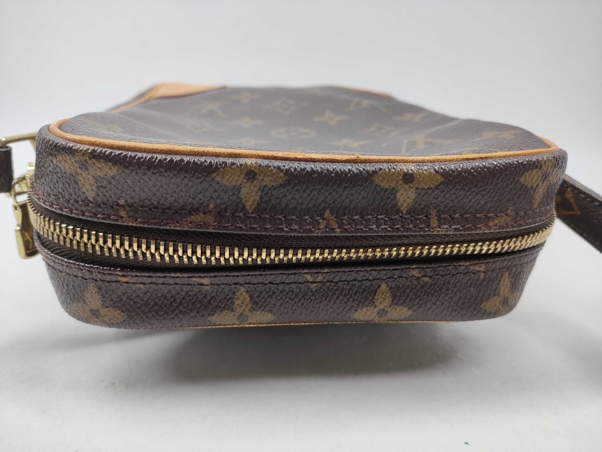 LOUIS VUITTON Monogram M45236 Amazon Shoulder Bag
