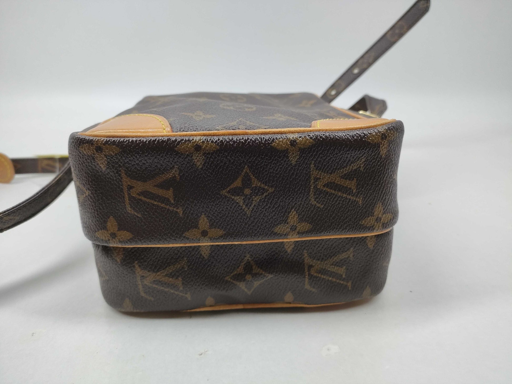 LOUIS VUITTON Monogram M45236 Amazon Shoulder Bag