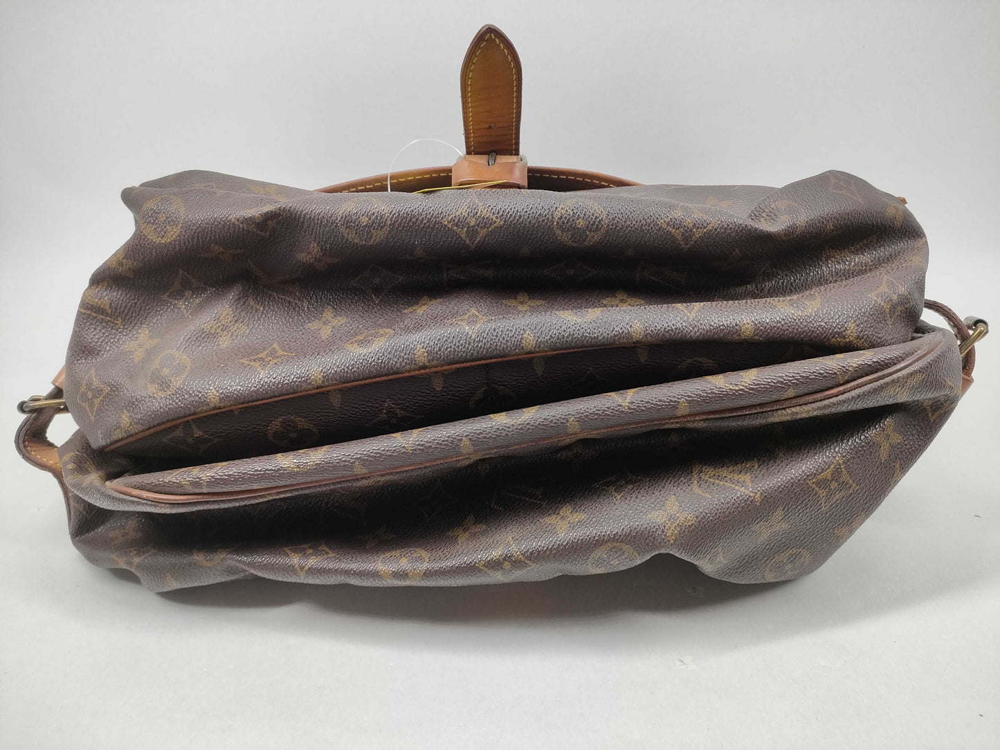 LOUIS VUITTON Monogram M42254 Saumur 35 Shoulder Bag