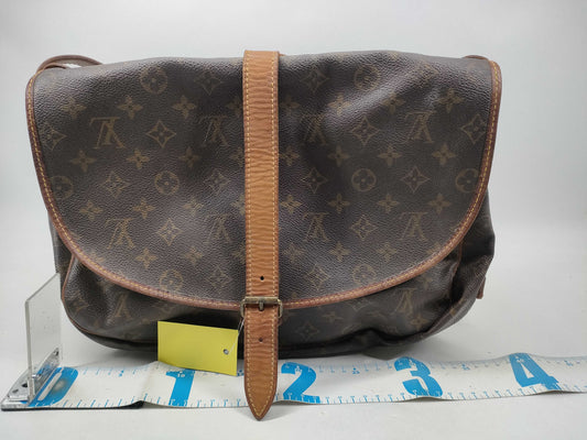 LOUIS VUITTON Monogram M42254 Saumur 35 Shoulder Bag