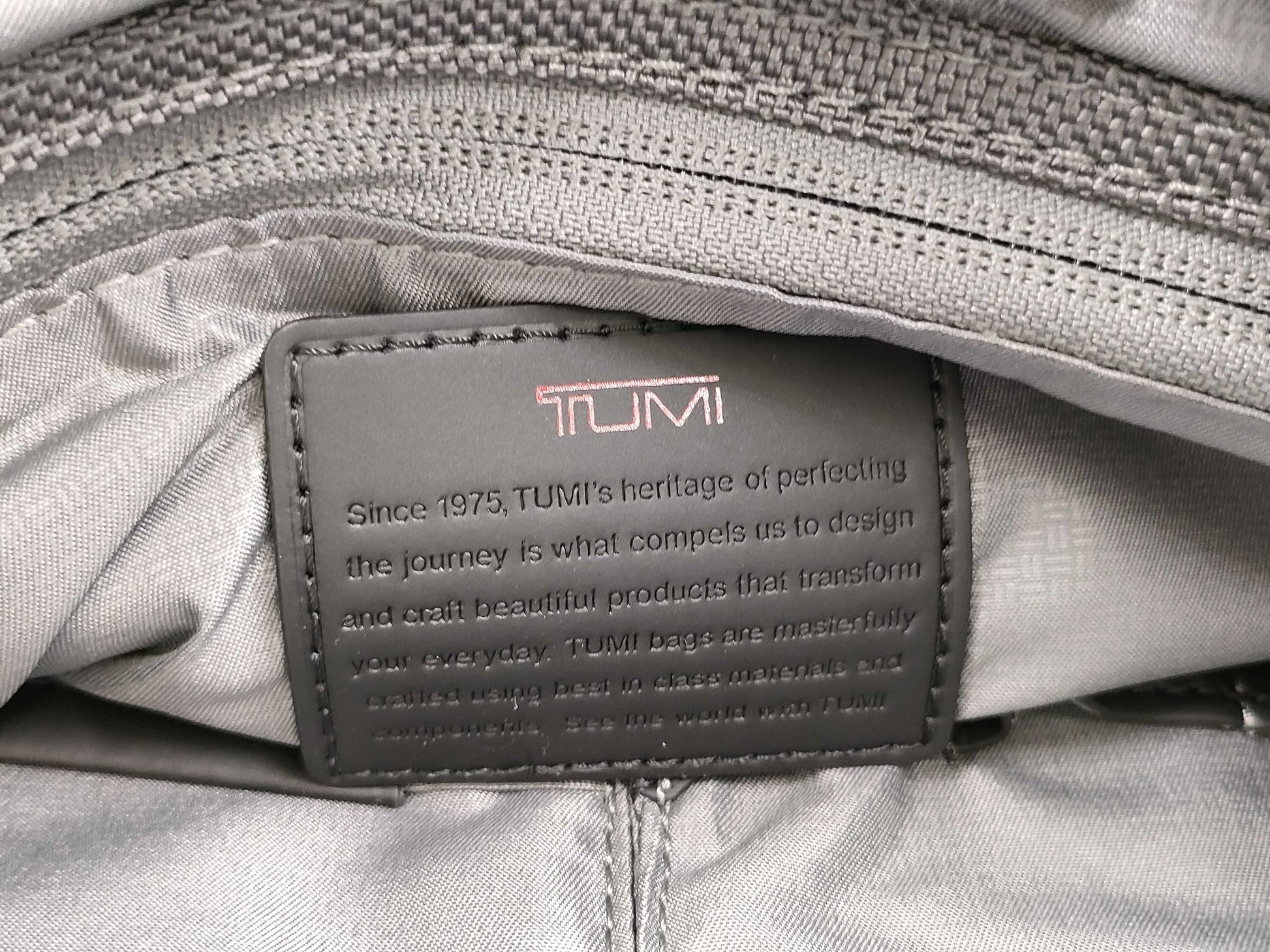 TUMI Alpha 3 Business Bag Shoulder Bag