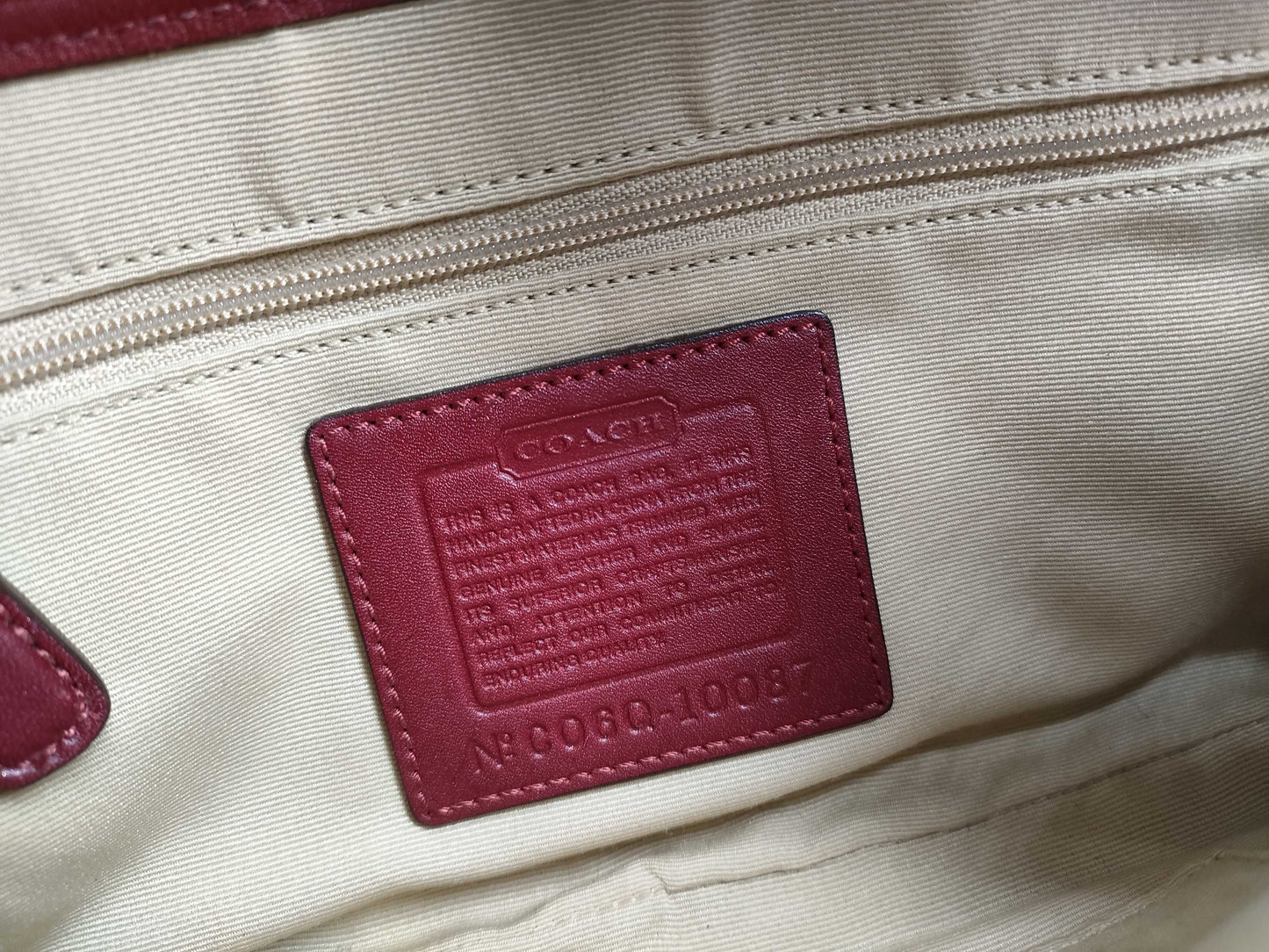 COACH Signature 10087 Shoulder Bag