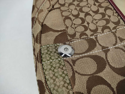 COACH Signature 10087 Shoulder Bag