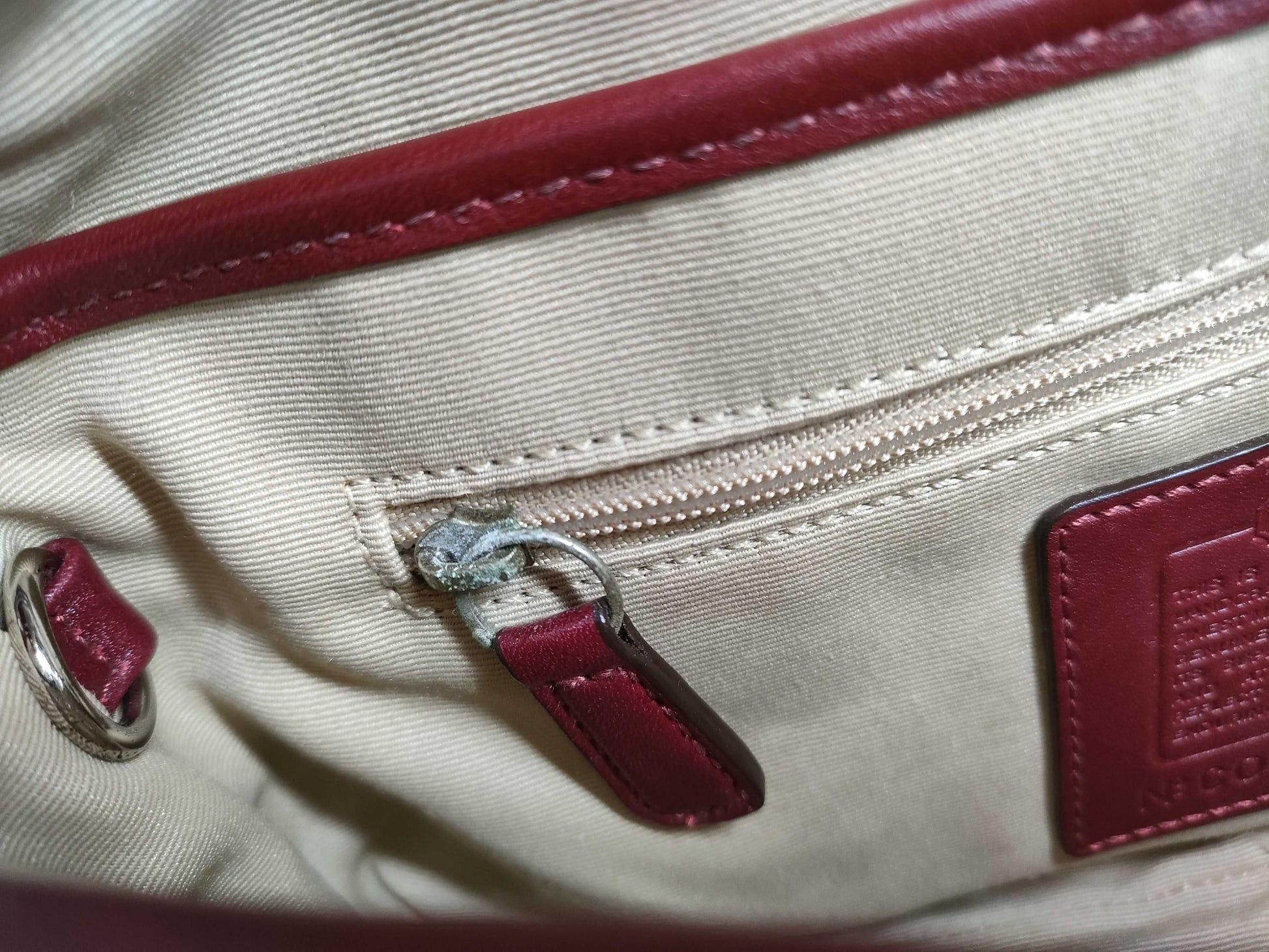COACH Signature 10087 Shoulder Bag