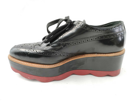 PRADA Wingtip Loafers