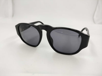  CHANEL Coco Mark Gold Hardware Black 01452 94305 Case and Box Included Sunglasses/Eyeglasses