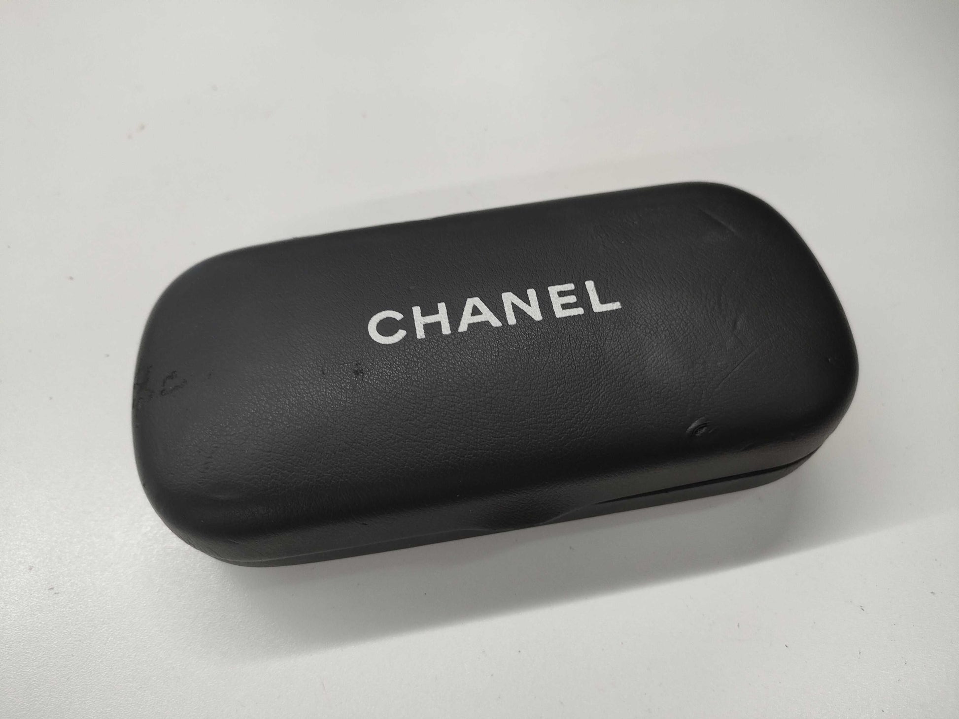  CHANEL Coco Mark Gold Hardware Black 01452 94305 Case and Box Included Sunglasses/Eyeglasses