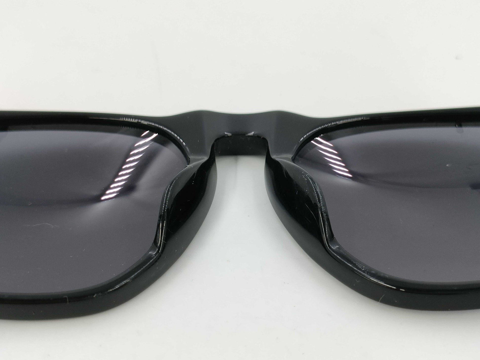  CHANEL Coco Mark Gold Hardware Black 01452 94305 Case and Box Included Sunglasses/Eyeglasses