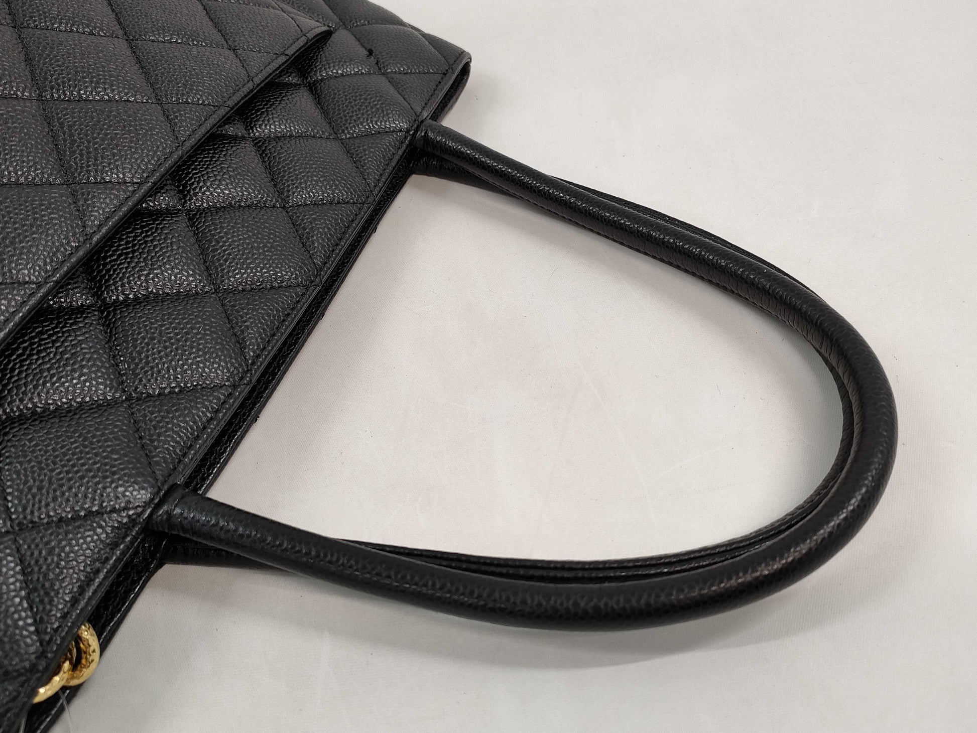 CHANEL Caviar Skin Reproduction Tote Bag