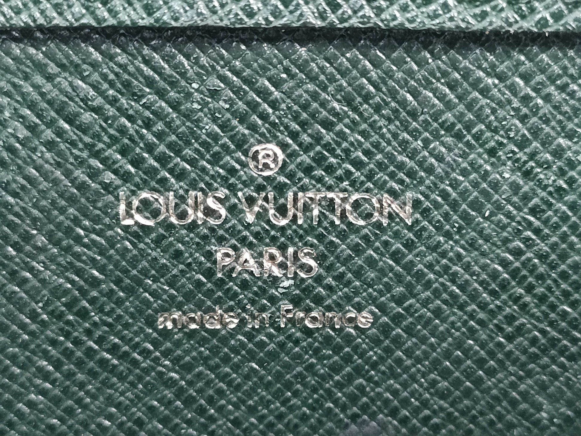 LOUIS VUITTON Taiga M30184 Baikal Second Bag