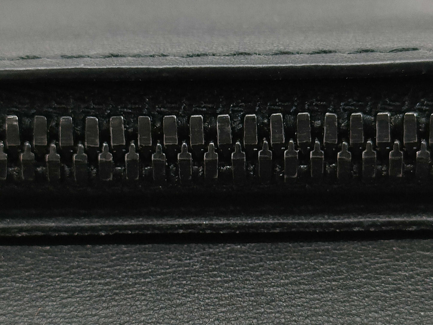 LOUIS VUITTON Empreinte Portefeuille Brazza Wallet