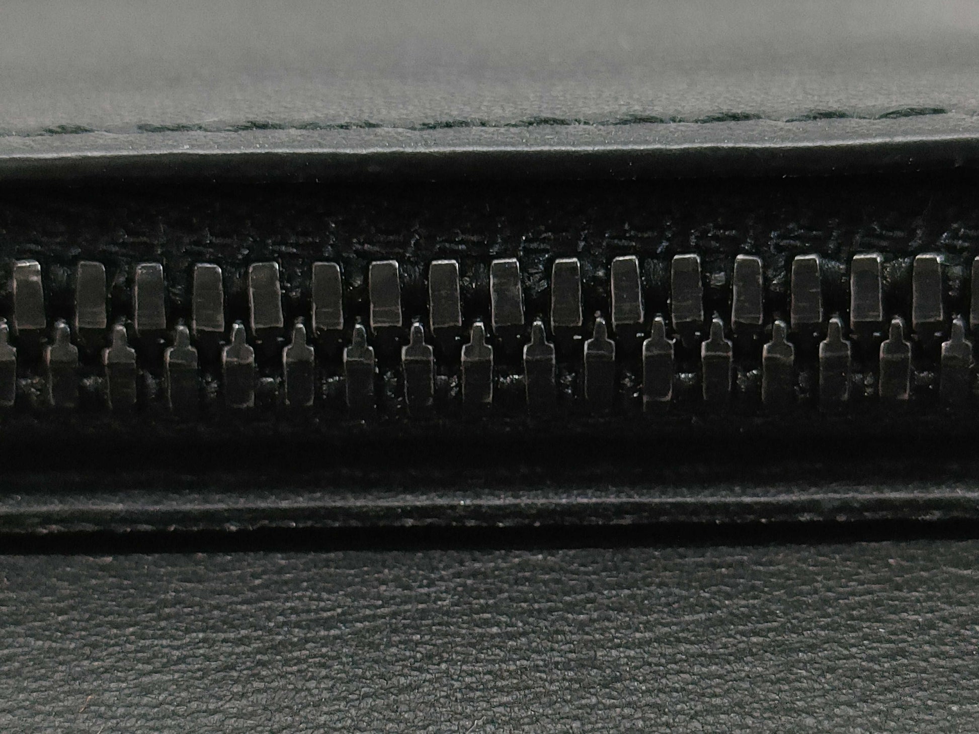 LOUIS VUITTON Empreinte Portefeuille Brazza Wallet