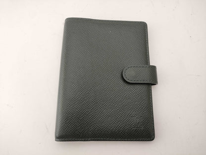 LOUIS VUITTON Taiga Agenda Planner Cover