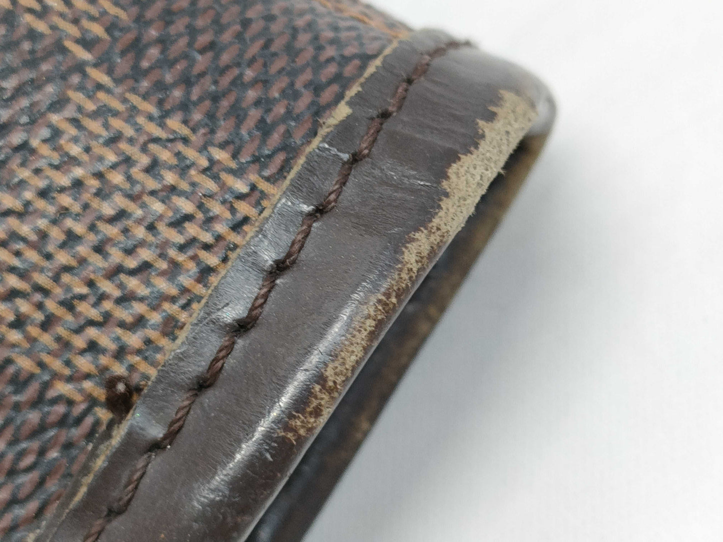 LOUIS VUITTON Damier Neverfull MM Tote Bag