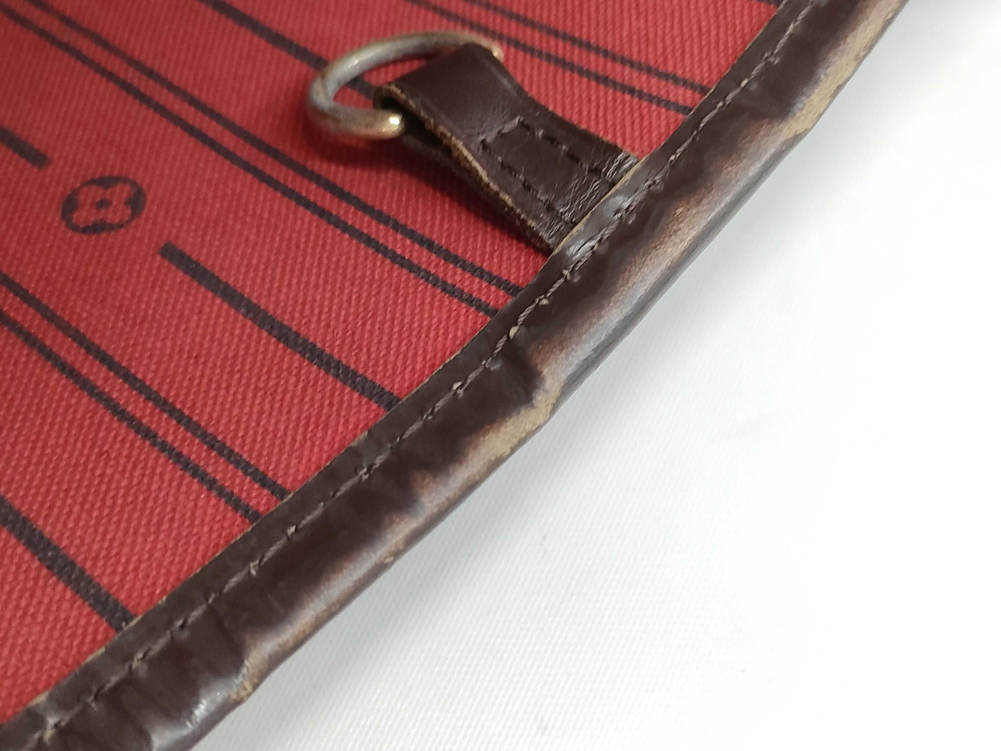 LOUIS VUITTON Damier Neverfull MM Tote Bag