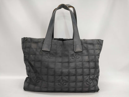 CHANEL Neutra Tote Bag