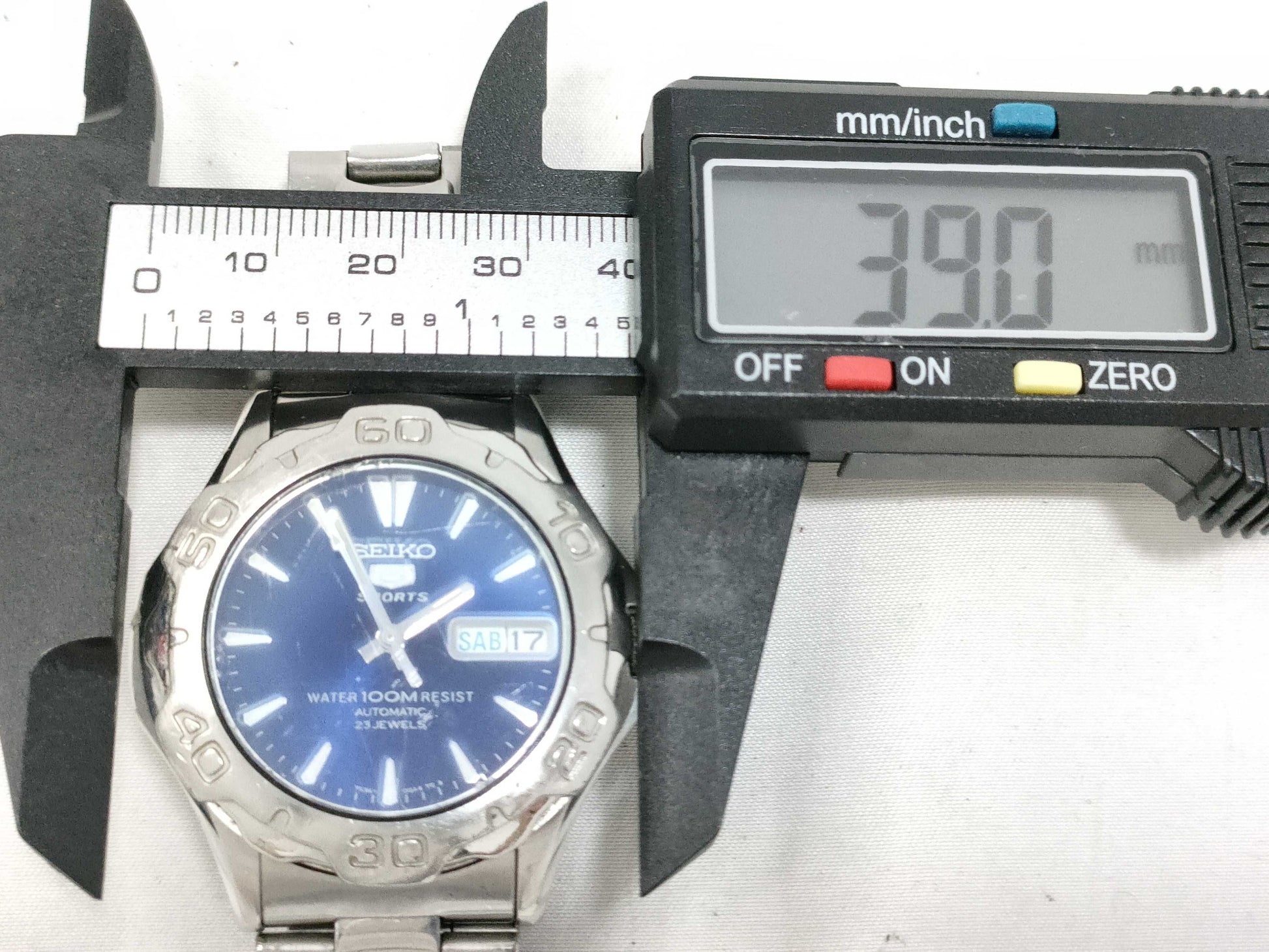 SEIKO Five 7S36-00A0 Men's Watch