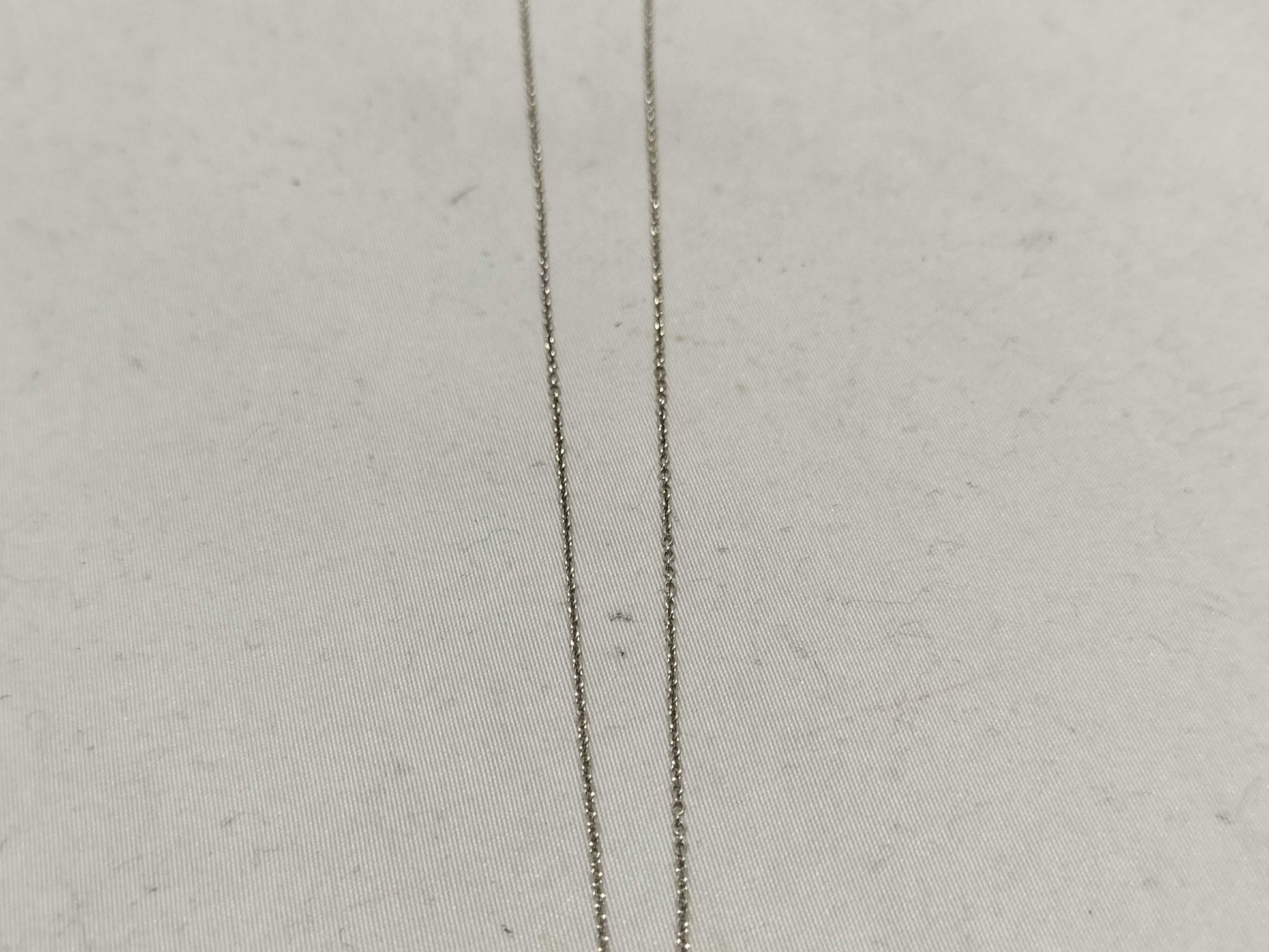 Tiffany & Co. Folded Heart 5.8g Necklace