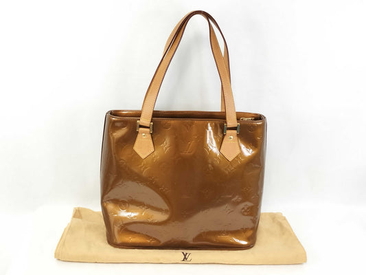 LOUIS VUITTON LW0030 Vernis Houston Shoulder Bag